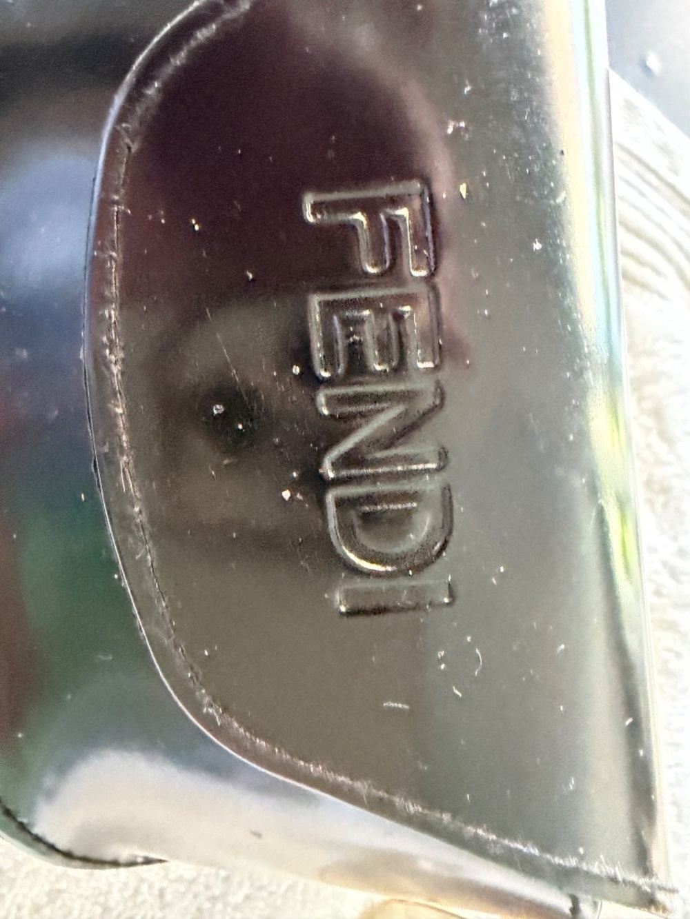 Fendi Gold Frame oversized sunglasses - Picture 2 of 4